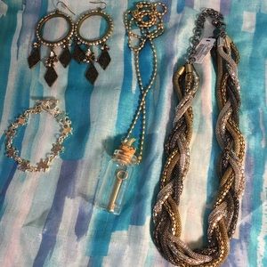 4 piece jewelry assortment